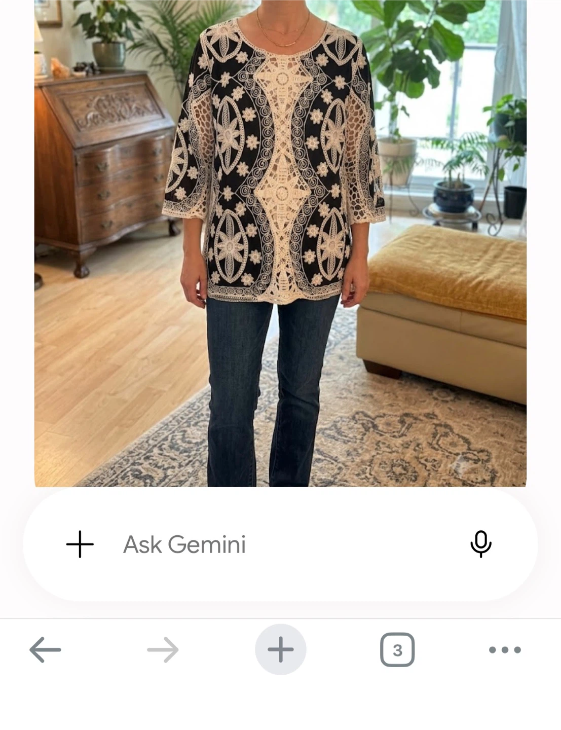 Women's Black & White Crochet Top - photo 4