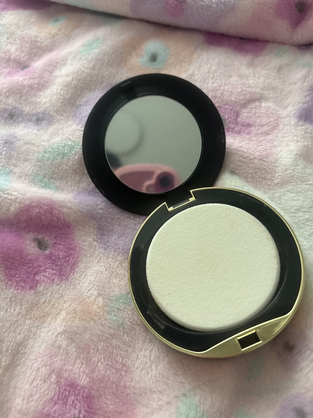Milani Powder Compact - photo 2