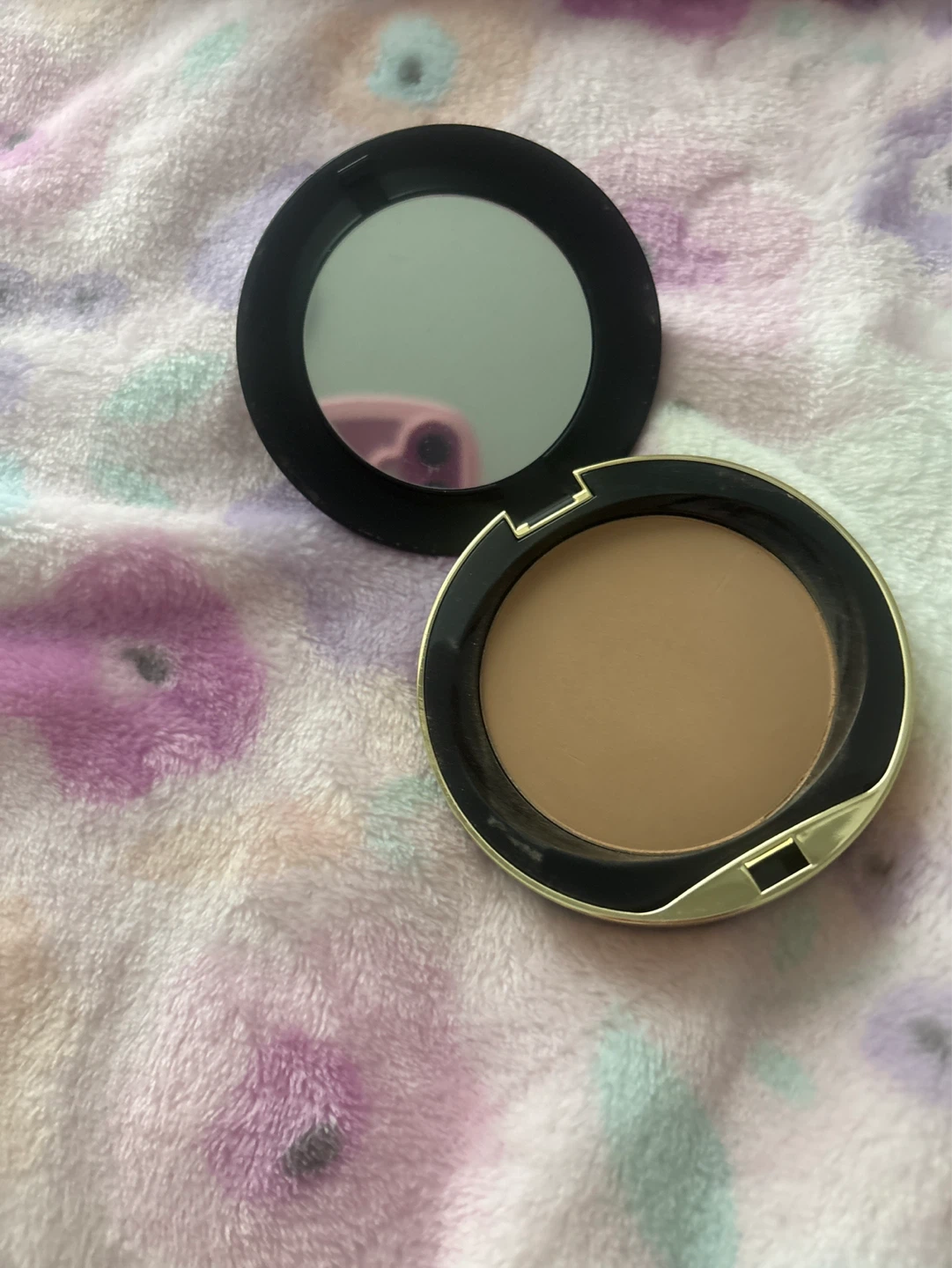 Milani Powder Compact - photo 3