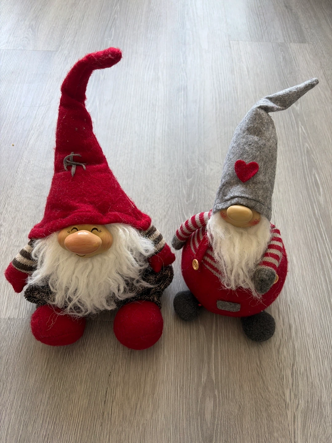Set of 2 Gnomes