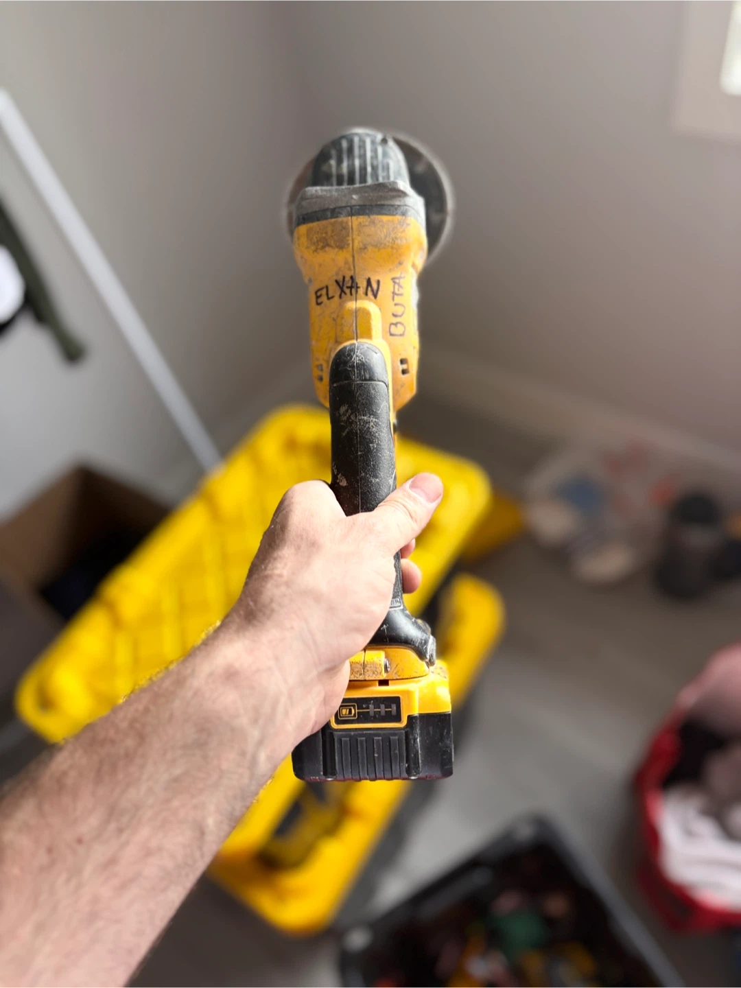 DEWALT 20V MAX Cordless Angle Grinder
