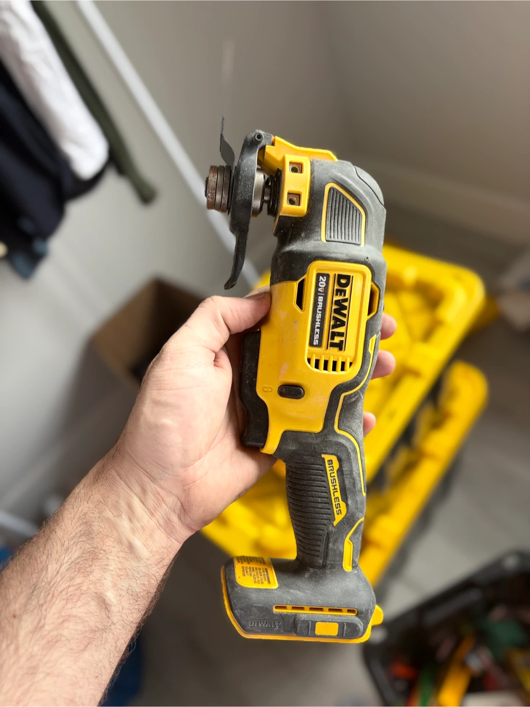 DeWalt Atomic 20V Brushless Oscillating Tool