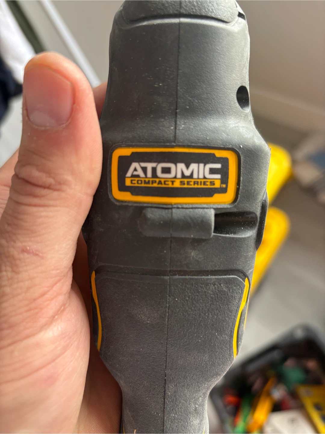 DeWalt Atomic 20V Brushless Oscillating Tool - photo 3