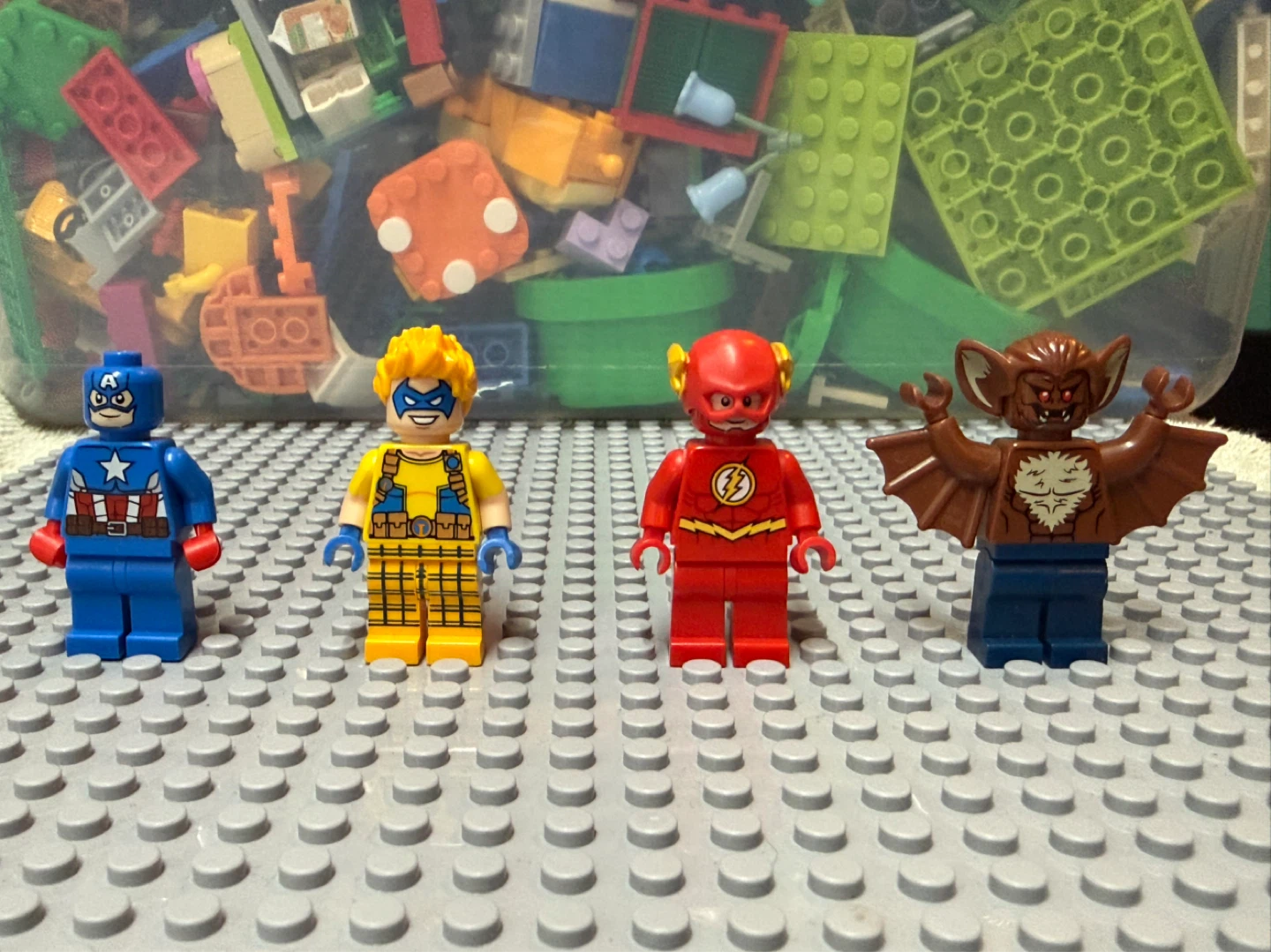 LEGO Minifigures - Marvel & DC Superheroes (prices vary) - photo 2