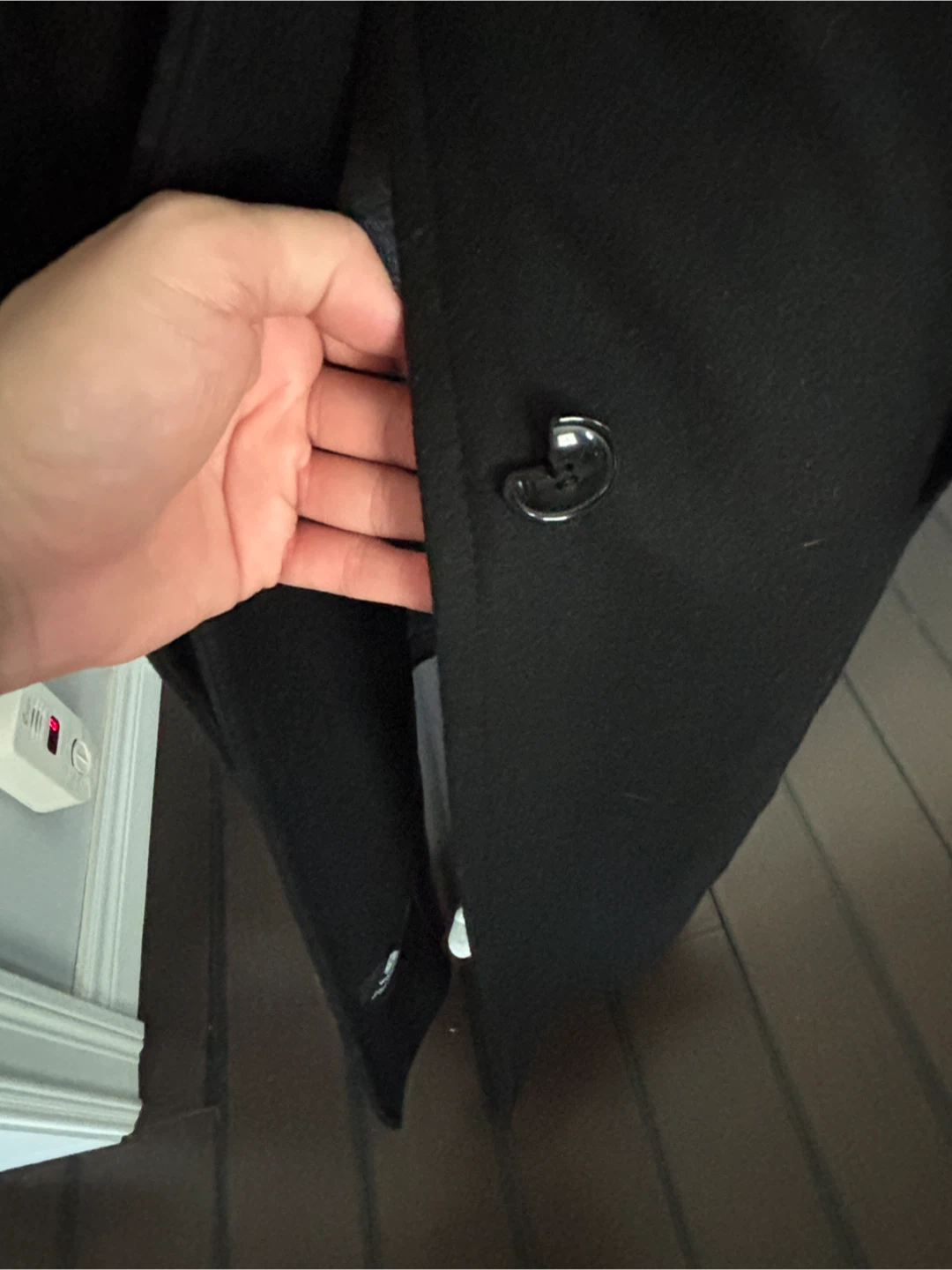 Le Château Woolmark Blend Black Coat - photo 2