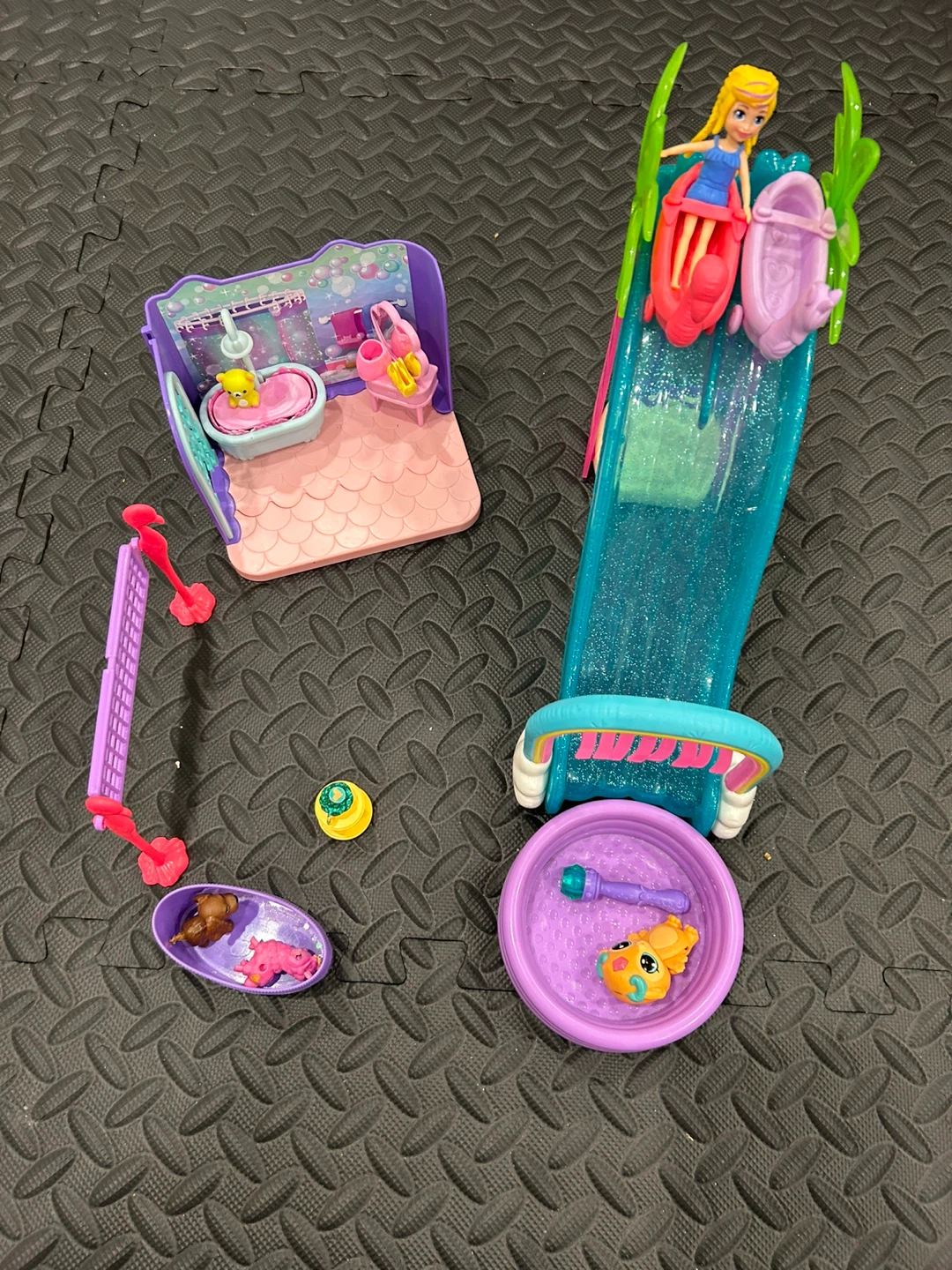 Polly Pocket Water Park Playset - photo 3