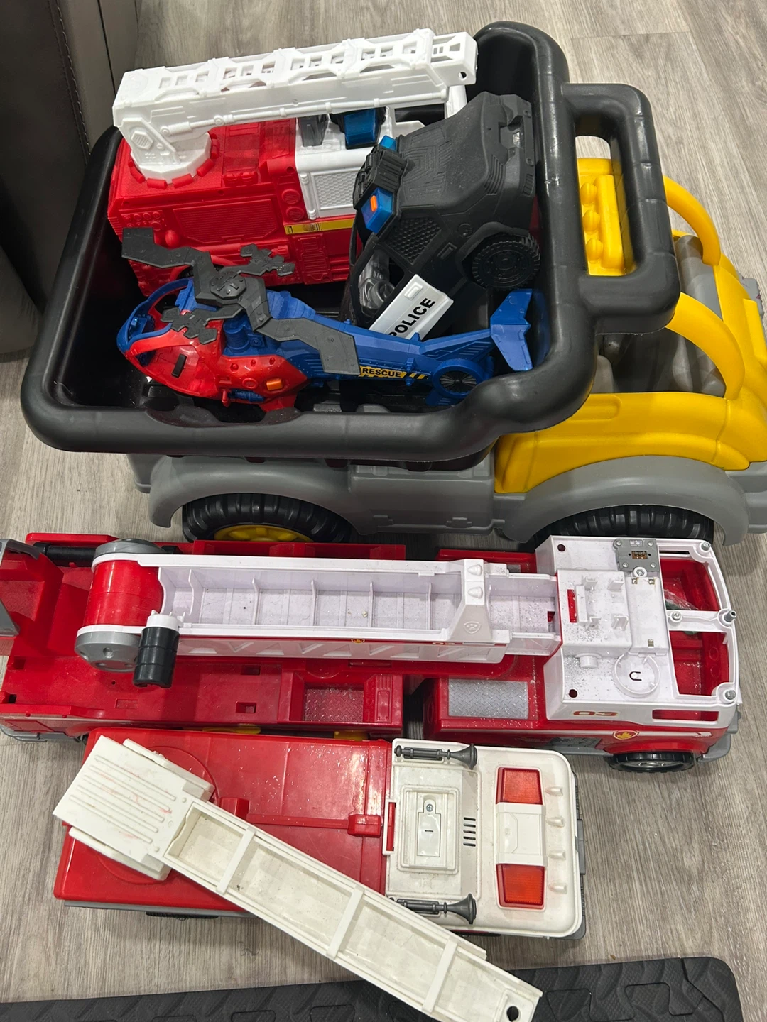 PlayGo Rescue Vehicles and Dump Truck - photo 2