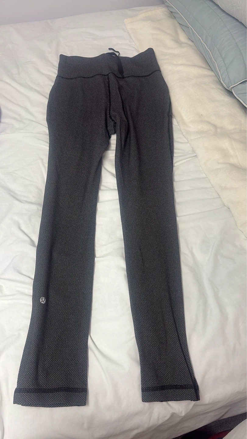 Lululemon Black Tights size 6