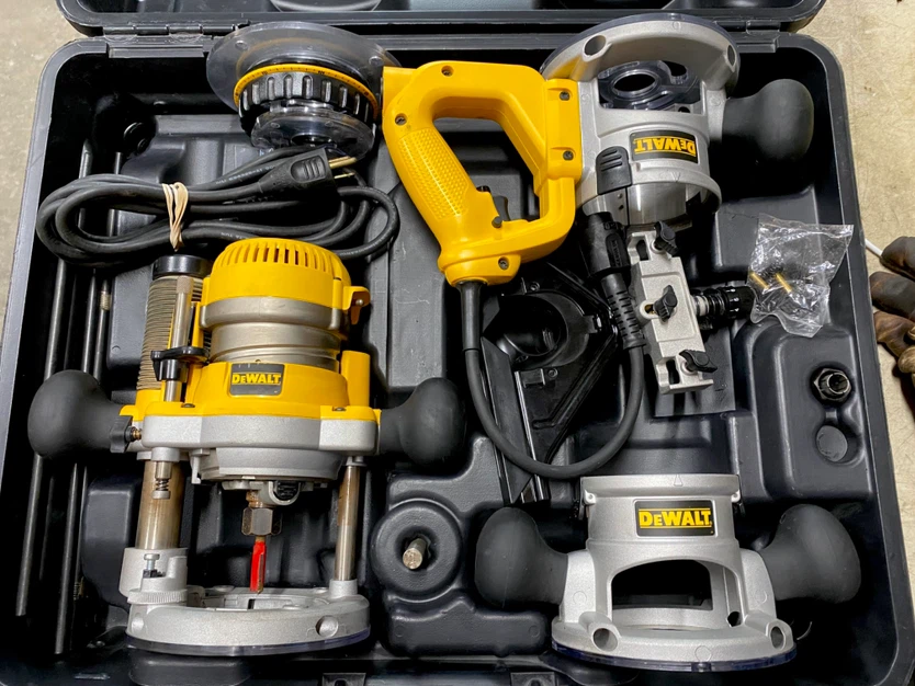 Dewalt 2-1/4 Hp three base router kit