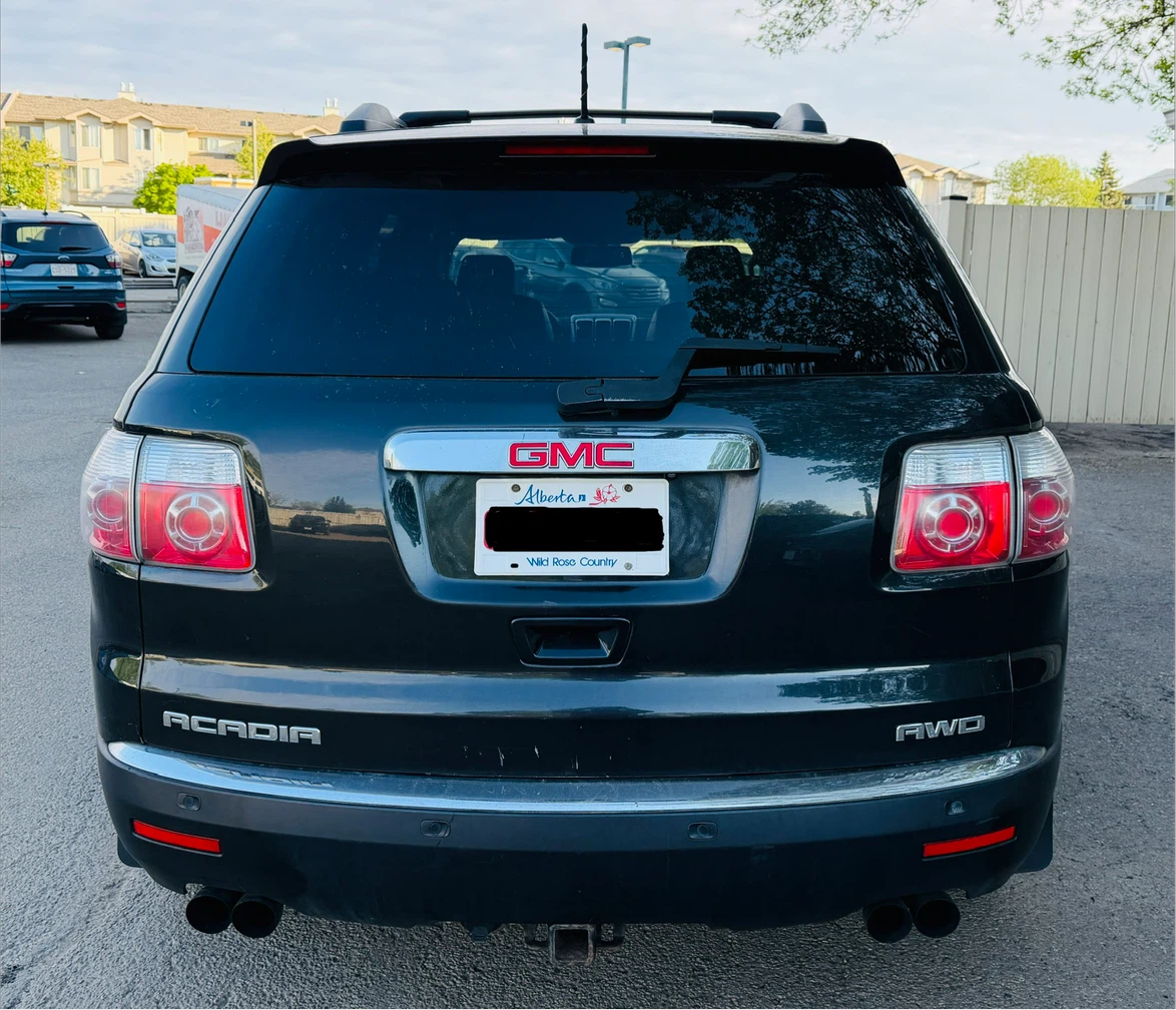 2010 GMC Acadia - photo 4