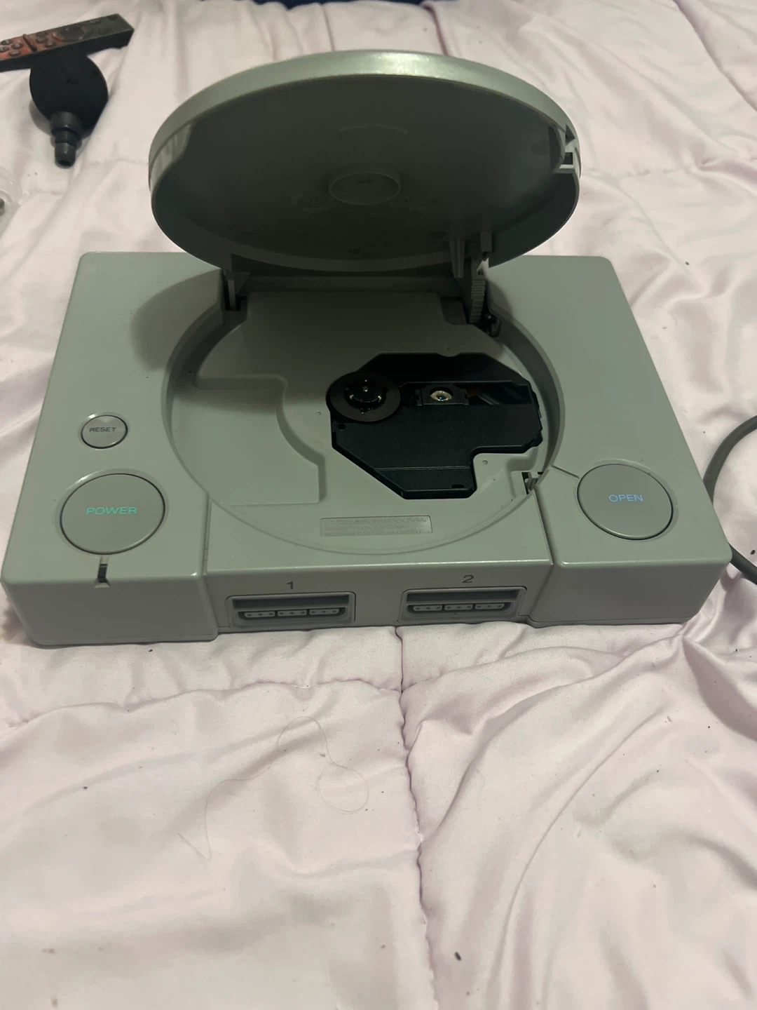 Sony PlayStation 1 Console Bundle with Team Rocket Rescue Game - photo 2