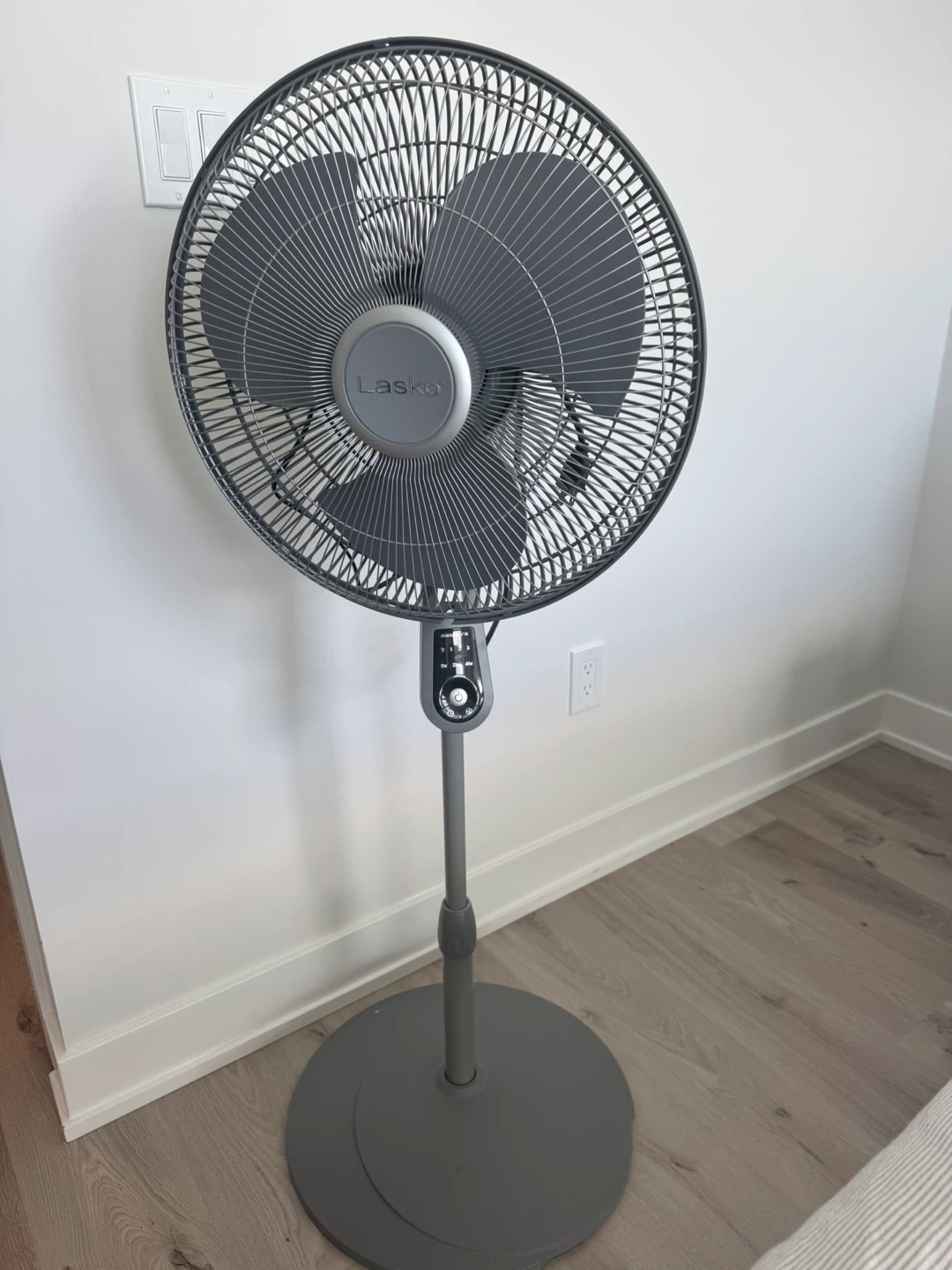 Lasko Pedestal Fan - photo 2