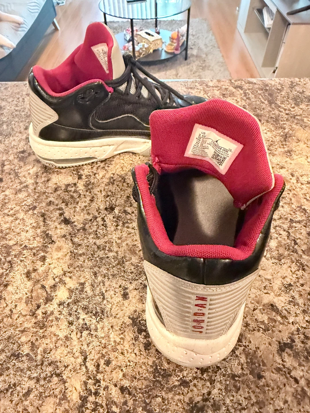 Jordan Sneakers - photo 3
