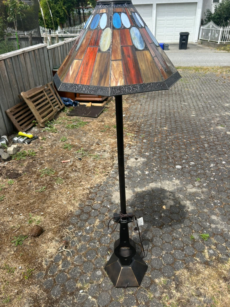 Tiffany Style Floor Lamp - photo 3