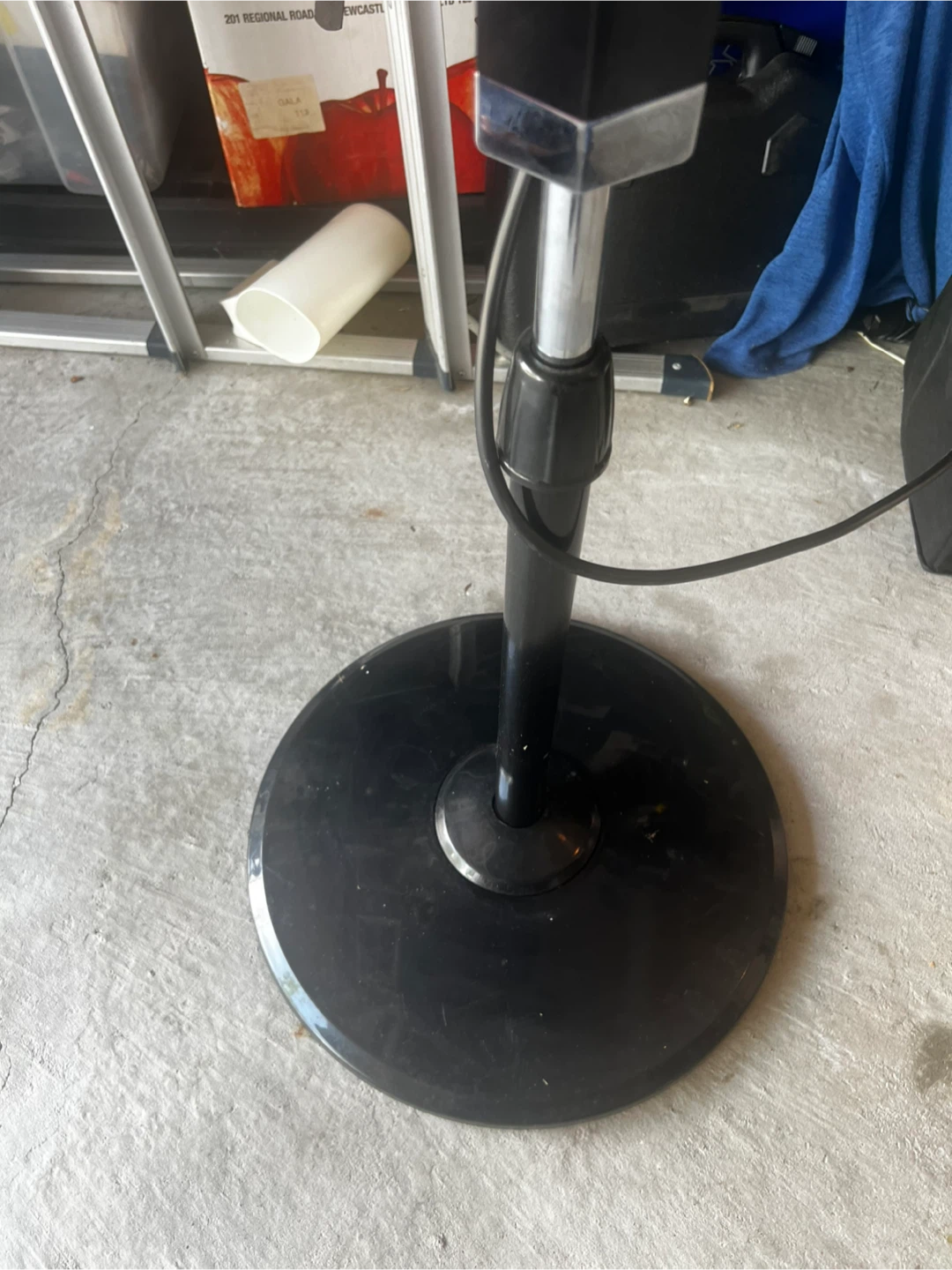 Garrison Pedestal Fan - photo 2