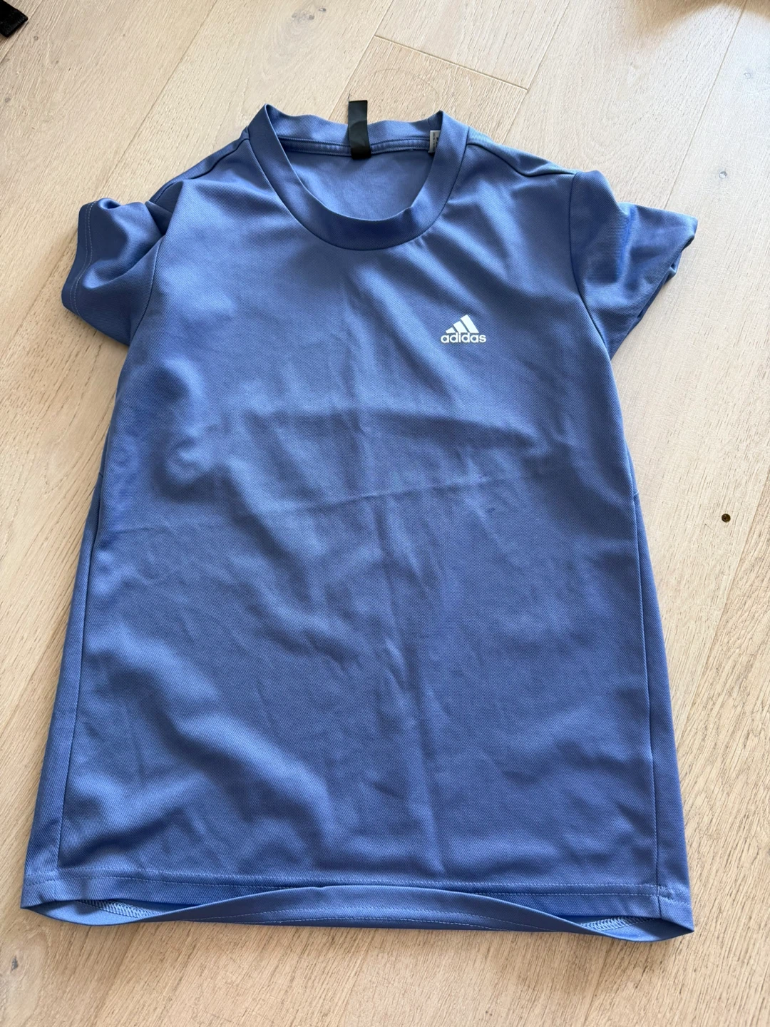Adidas T-Shirt