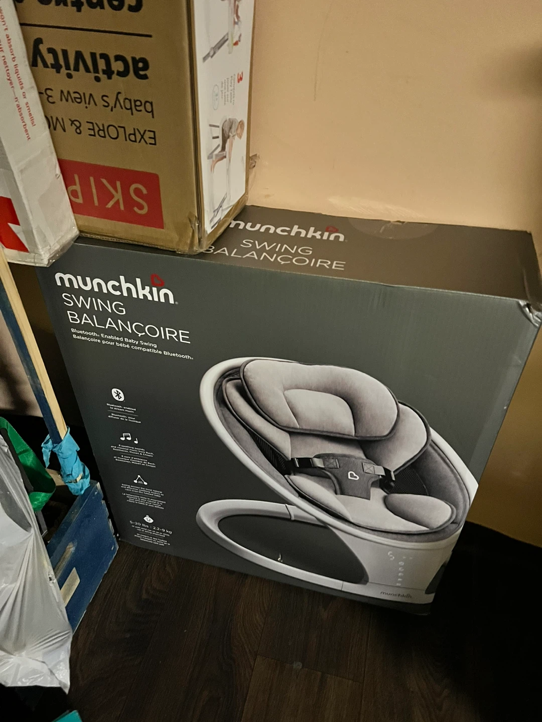 Munchkin Bluetooth Enabled Baby Swing