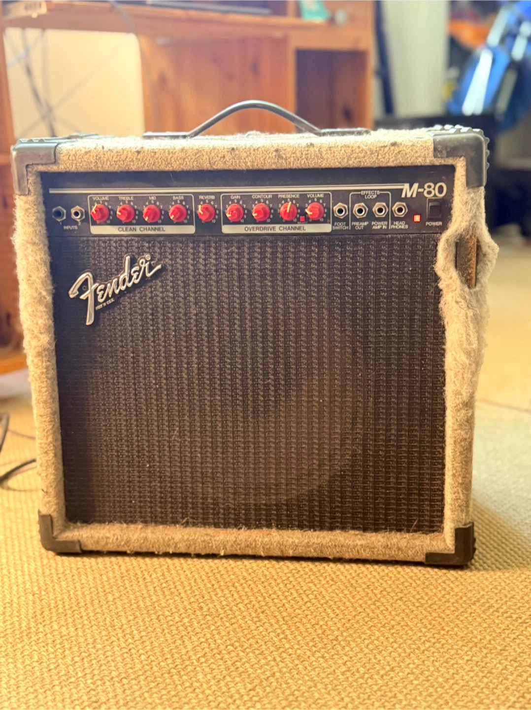 Fender M-80 Guitar Amplifier