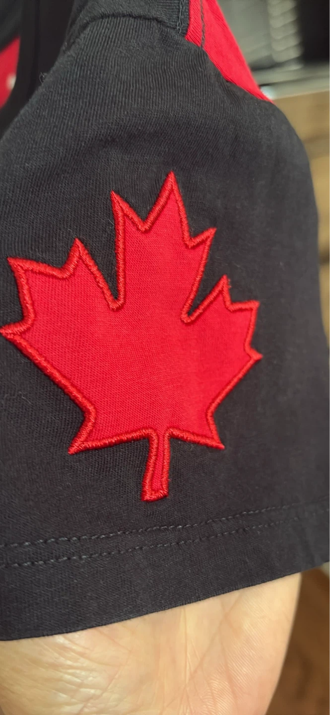 Hudson's Bay Boys Canada T-Shirt - photo 5