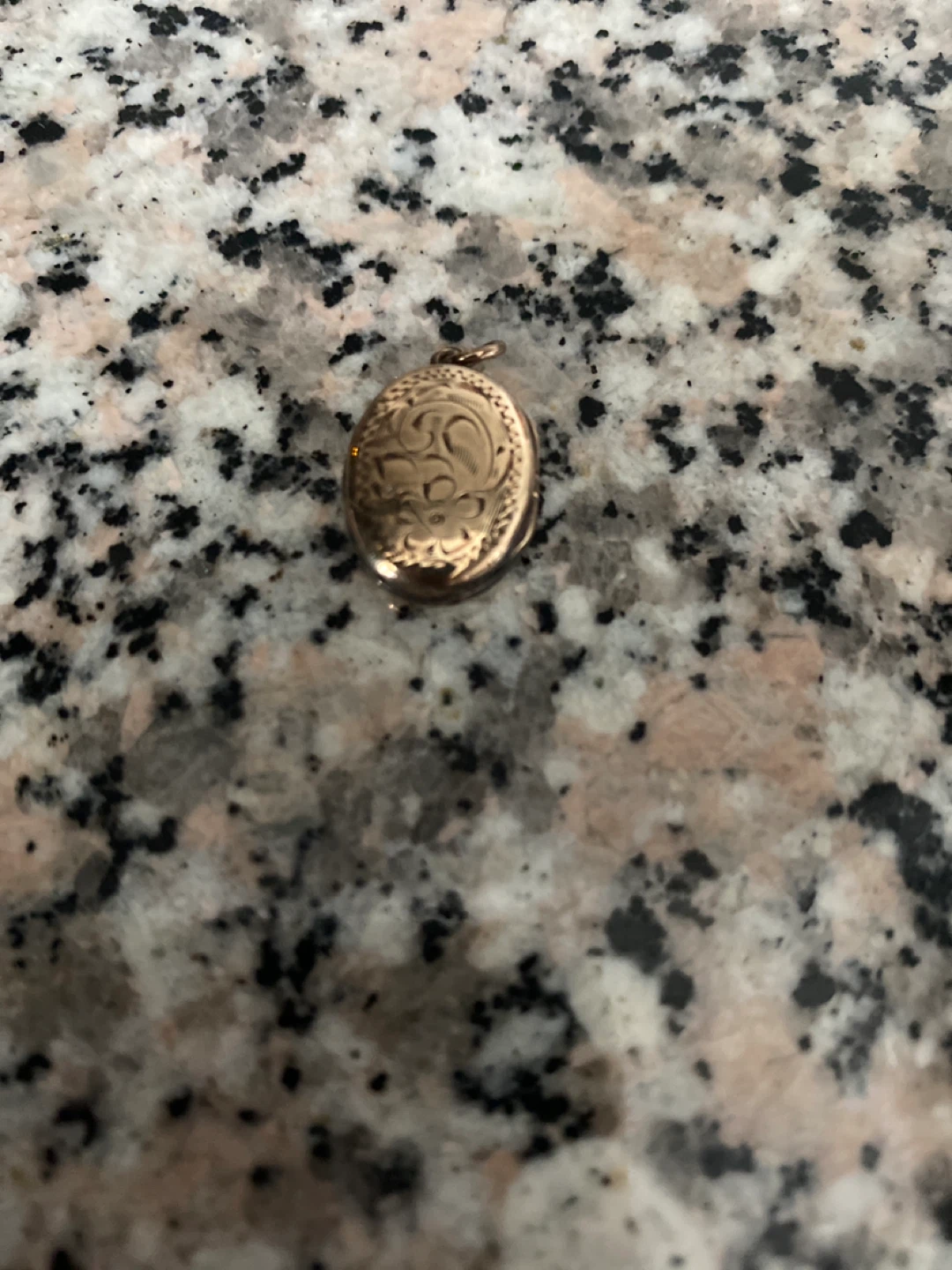 10K Gold Oval Locket Pendant