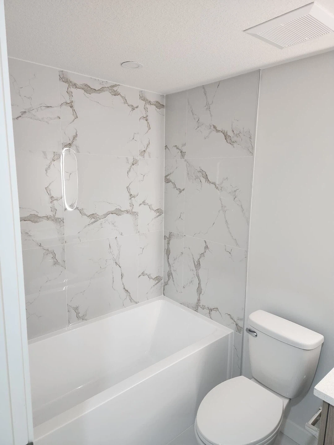 One bedroom with one bathroom basement - photo 4