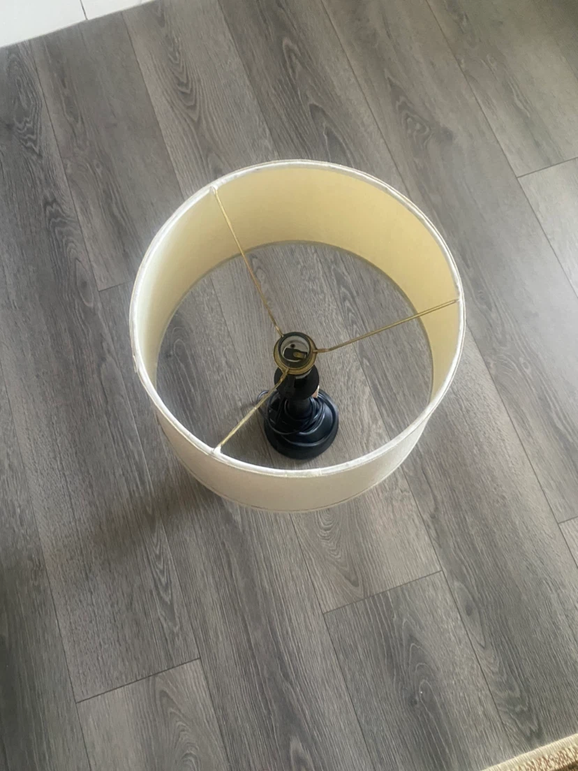 Table Lamp with Cream Shade - photo 2