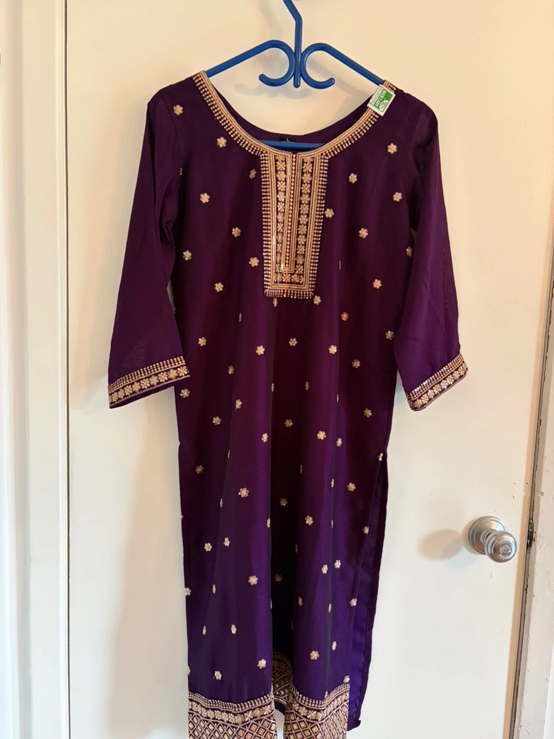 Traditional desi dress - size L