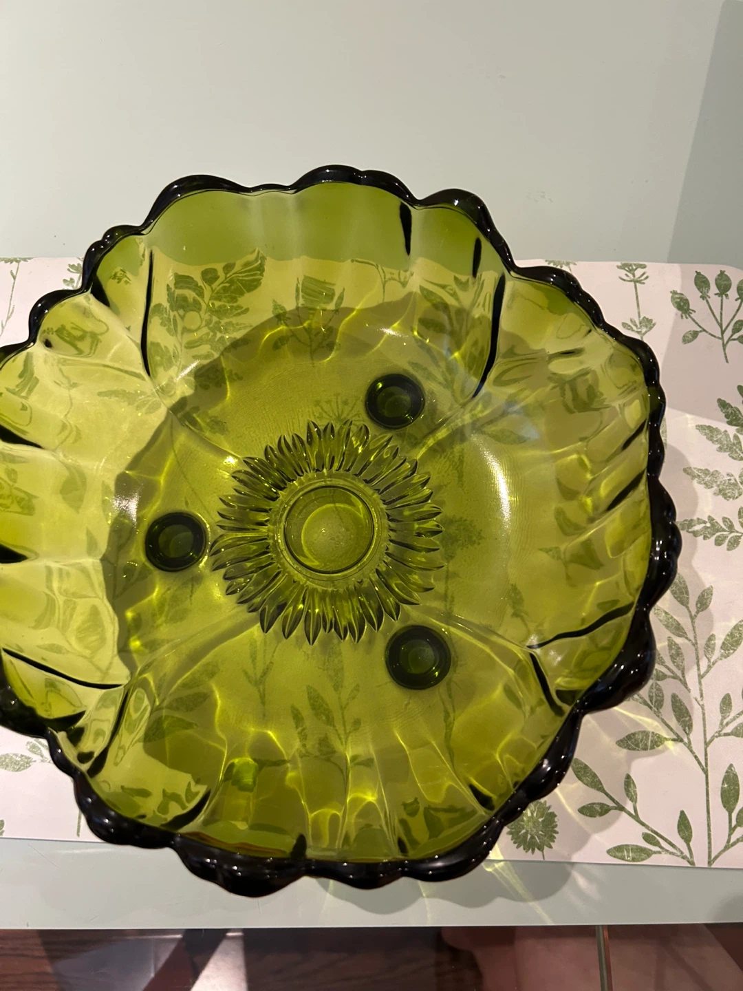 Vintage Green Glass Footed  salad Bowl - photo 2