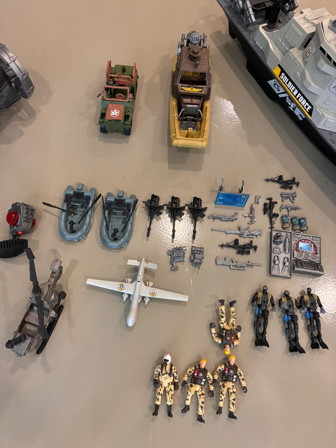 Soldier Force Toy Lot - photo 2