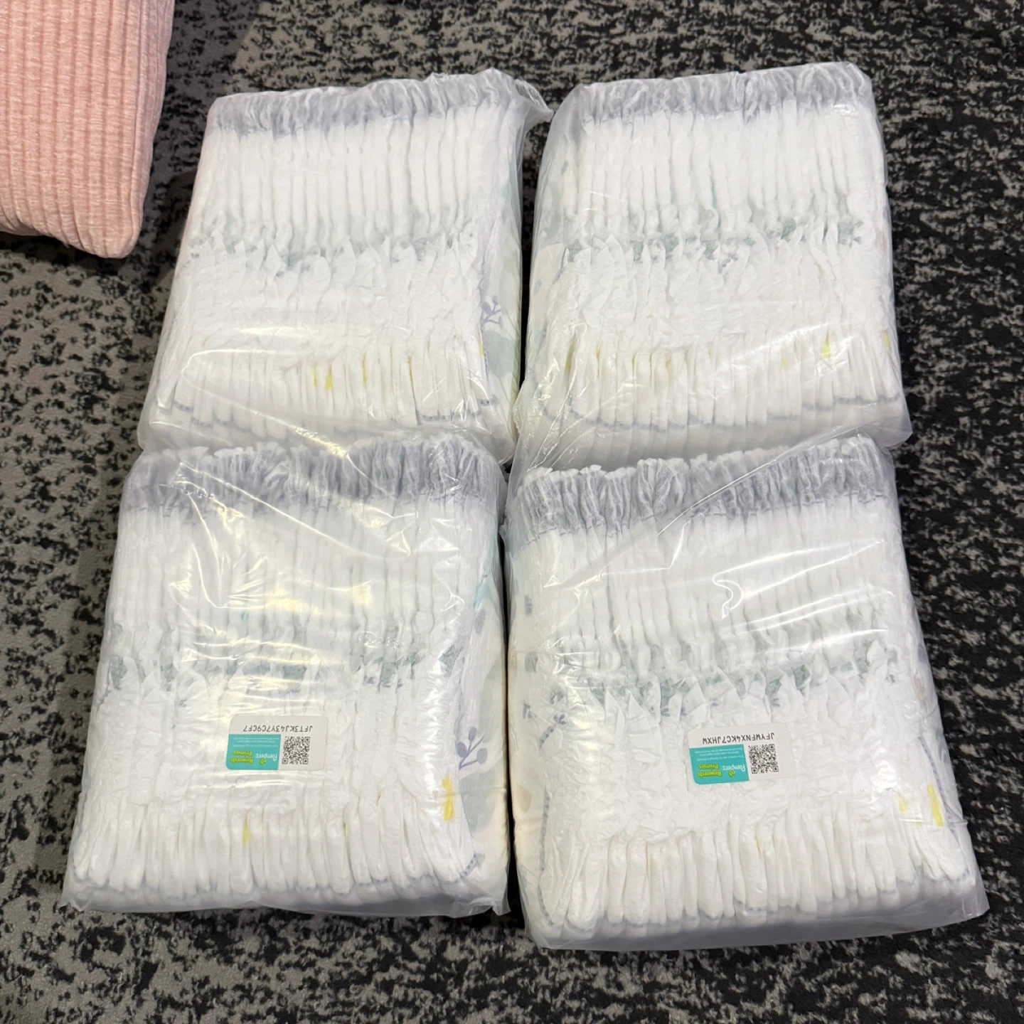 Pampers Diapers pants- Size 3t/4t (Bulk Pack)
