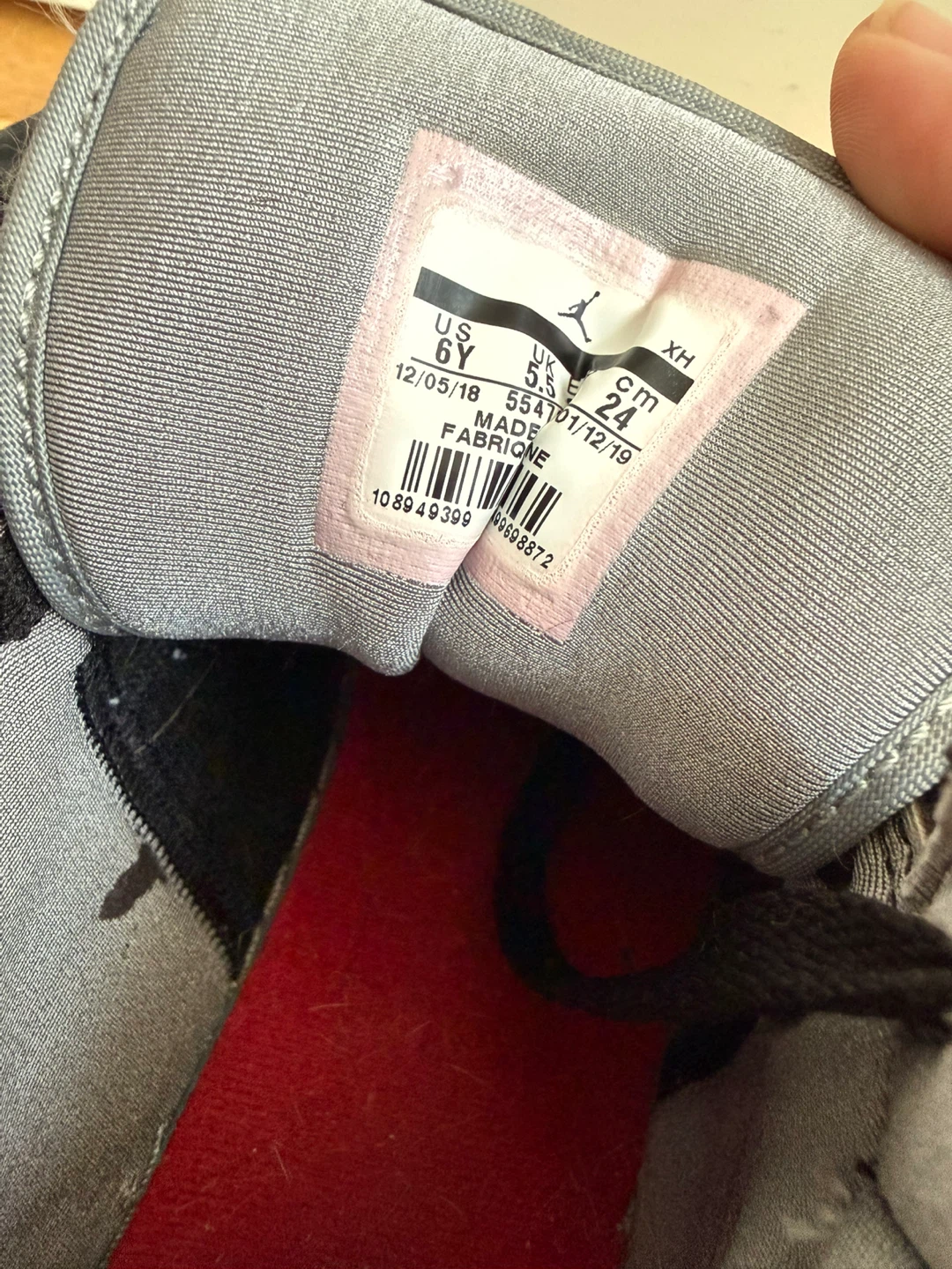 Air Jordan 1 Mid Black Grey Red Sneakers - photo 2