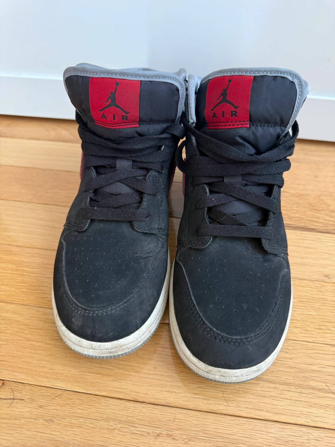 Air Jordan 1 Mid Black Grey Red Sneakers - photo 5