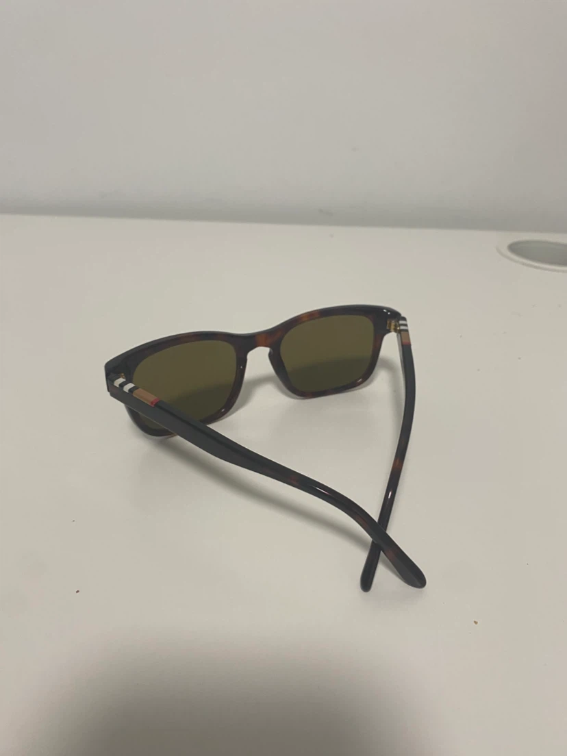 Burberry Sunglasses with Case - photo 5