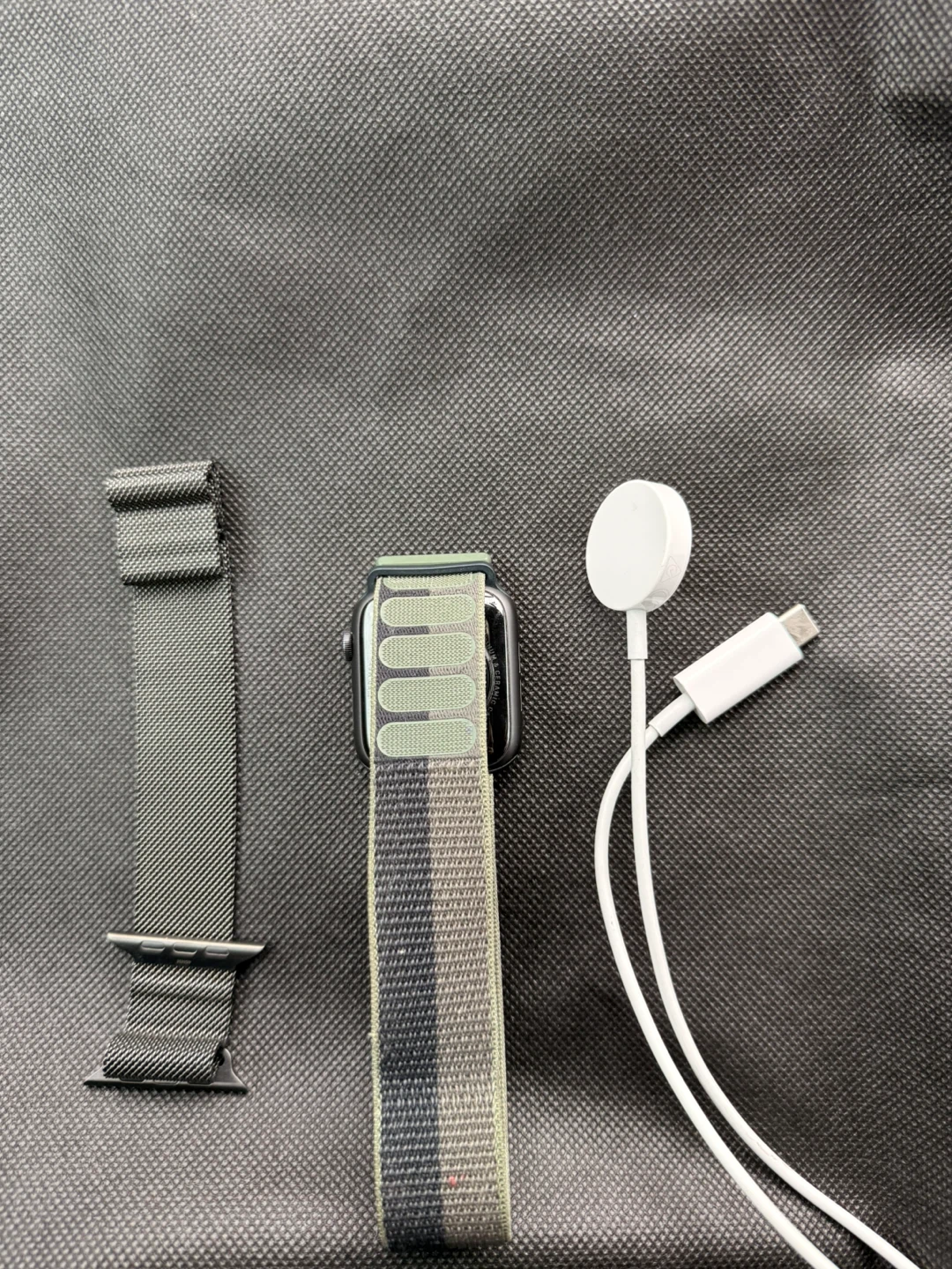 Apple Watch SE 44mm - photo 2