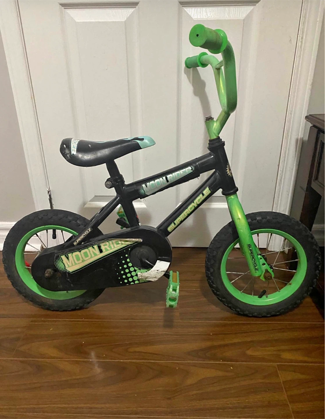 Supercycle Moon Rider Kids Bike