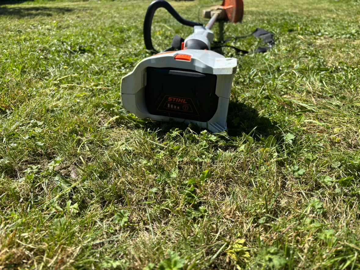 Stihl Weedwacker FSA 57 - photo 3