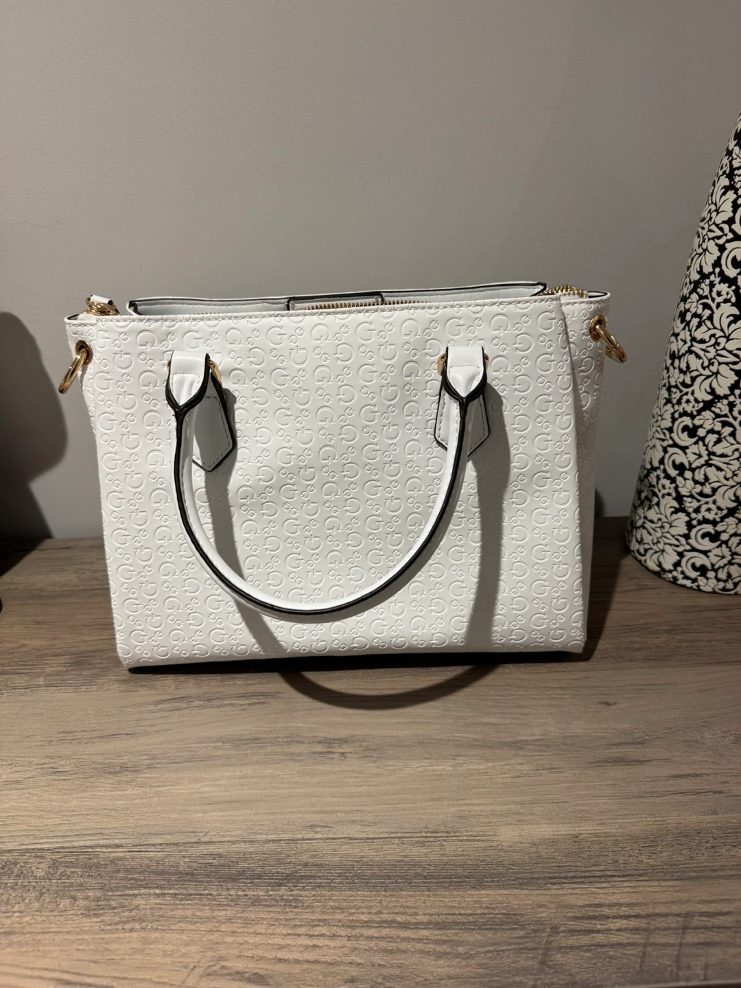 White Guess Satchel Handbag - photo 2