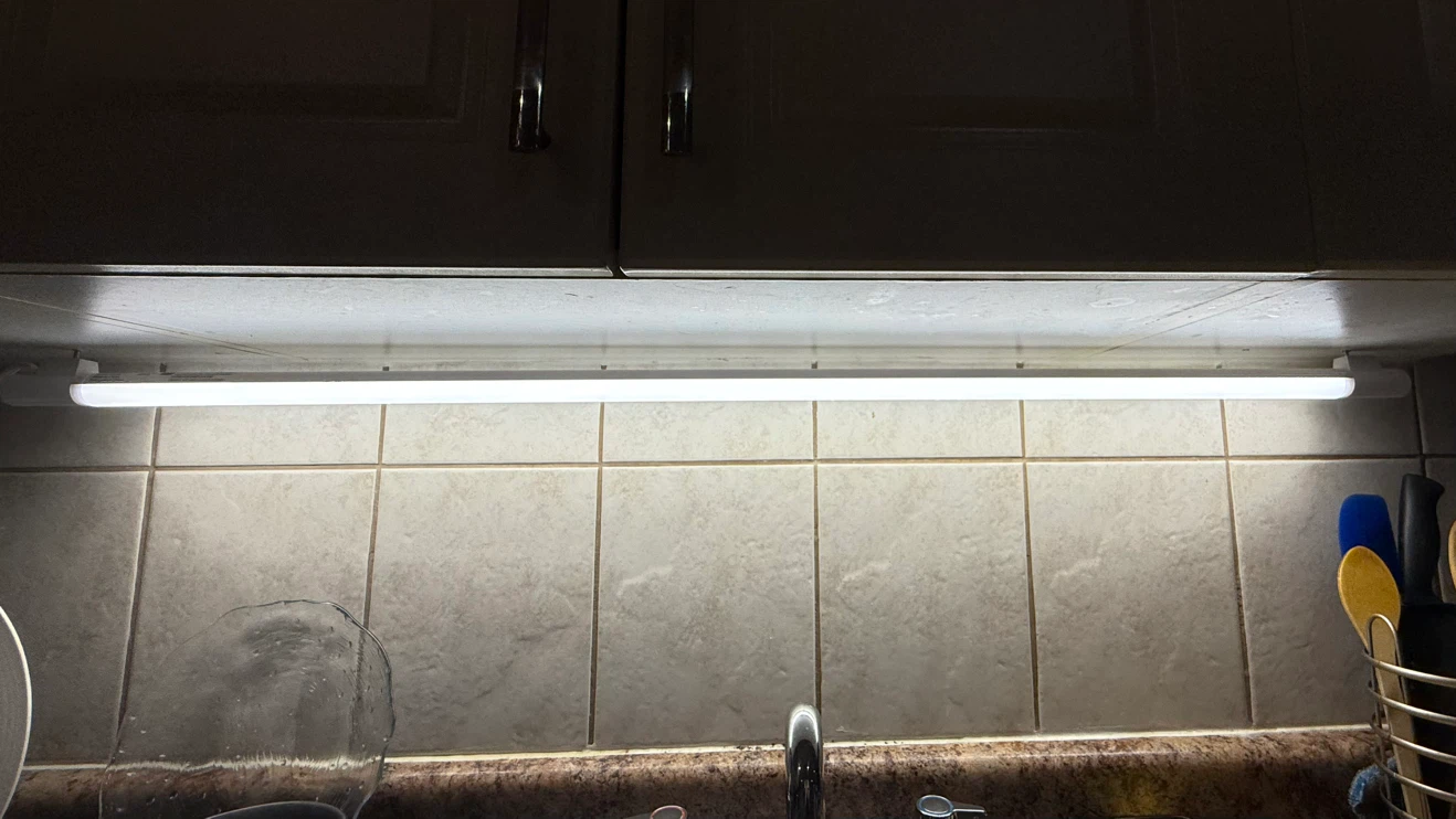 LED Under Cabinet Light Bar - photo 3