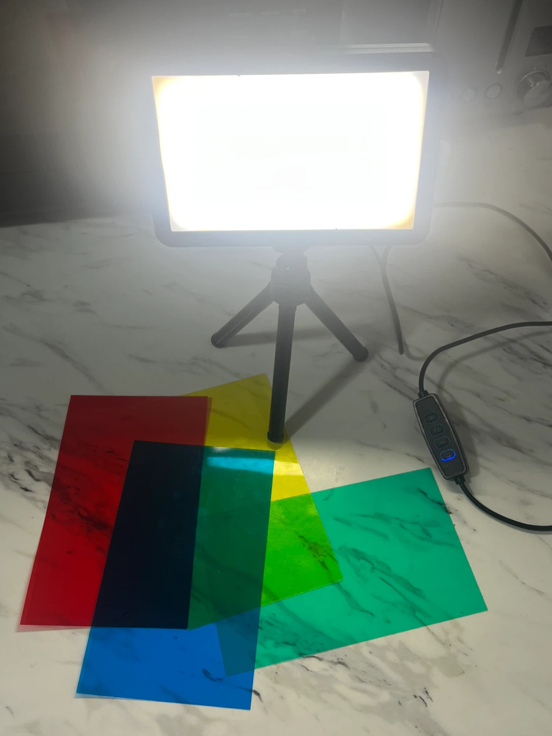 Portable LED Studio light with Color Filters - photo 2