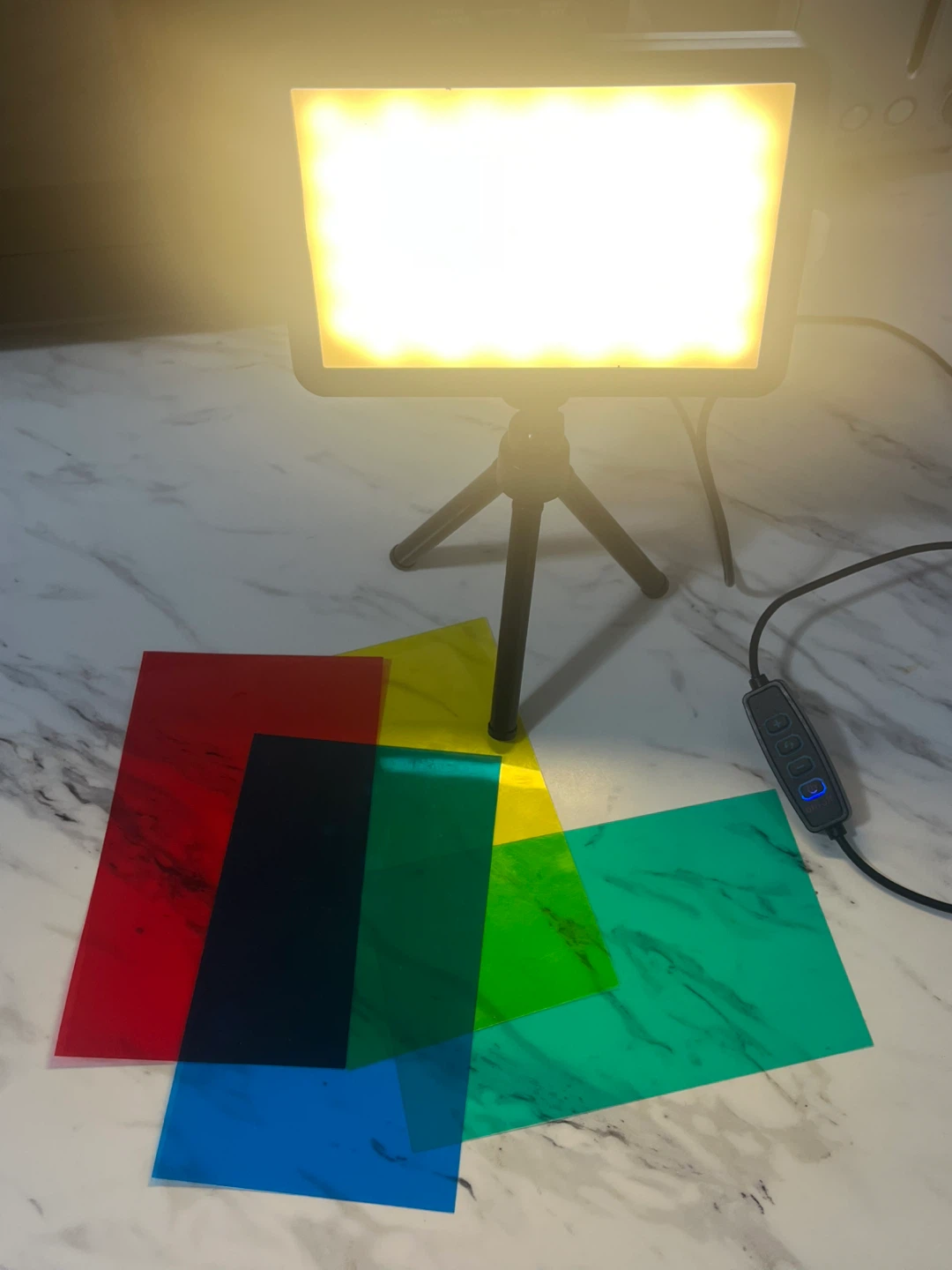 Portable LED Studio light with Color Filters - photo 4