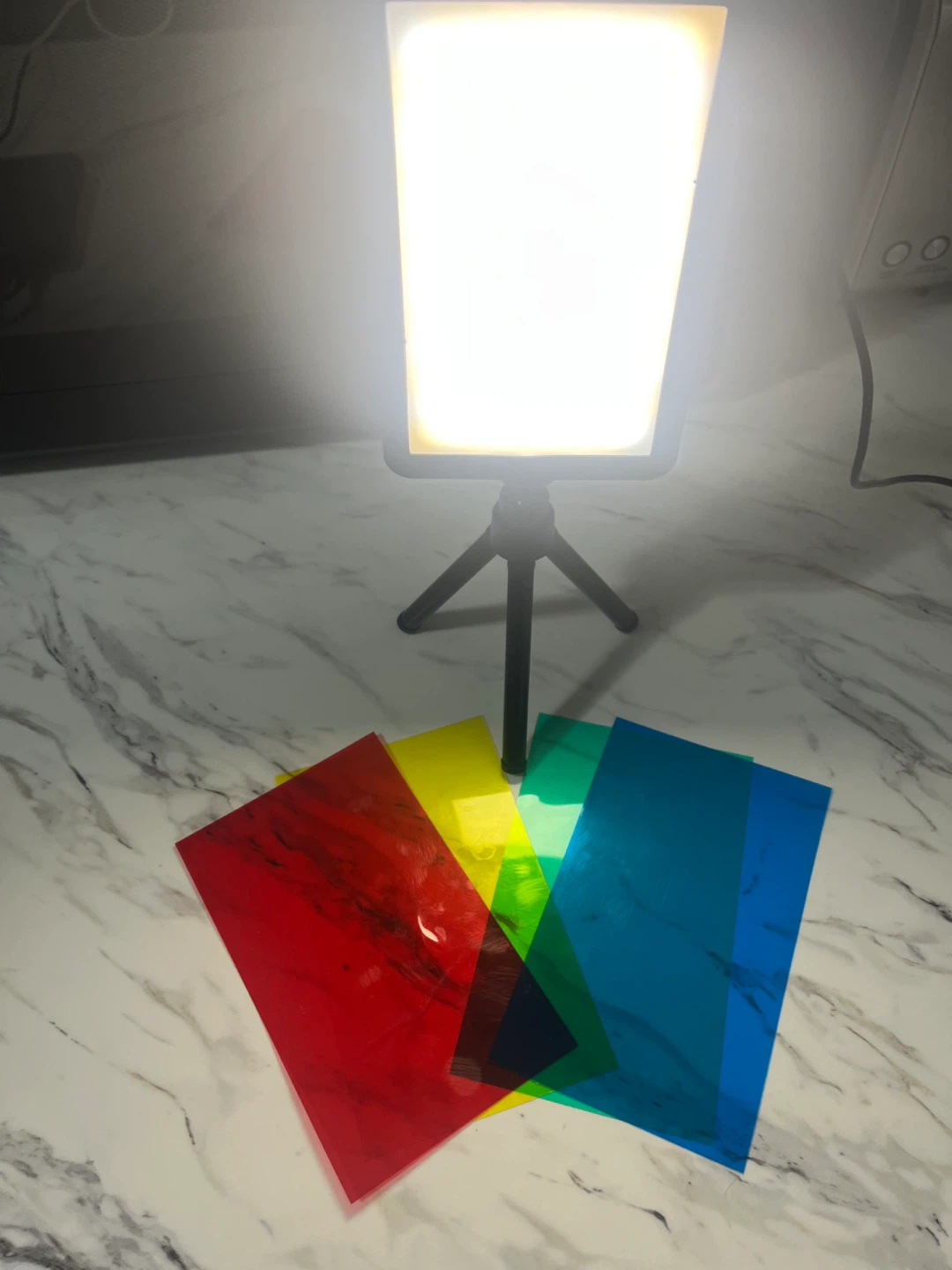 Portable LED Studio light with Color Filters - photo 5