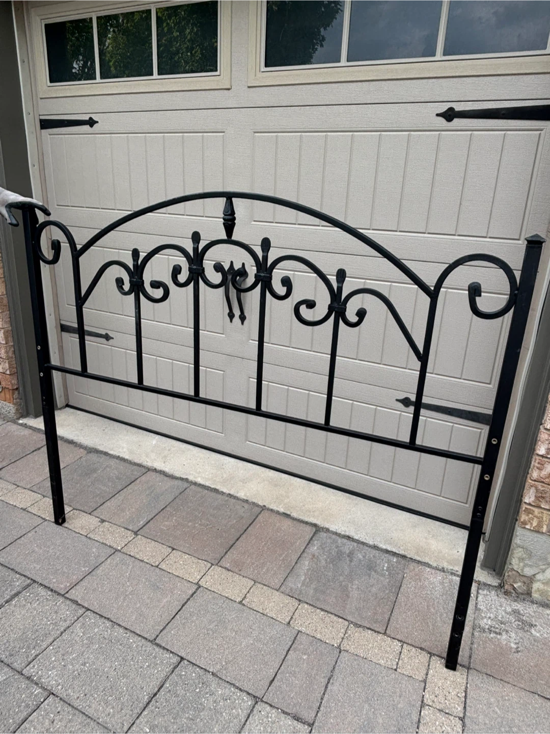 Black Metal Queen Headboard - photo 3