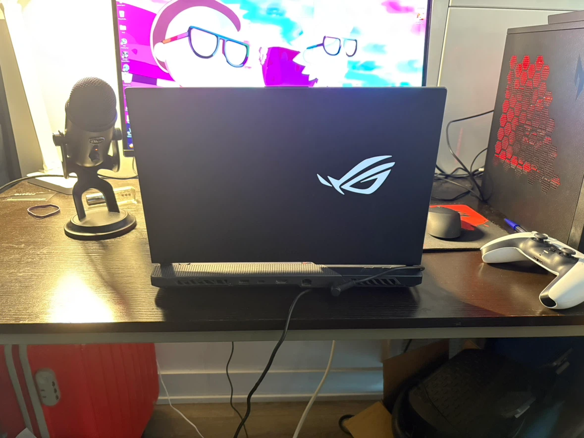 ASUS ROG strix Gaming Laptop - photo 2