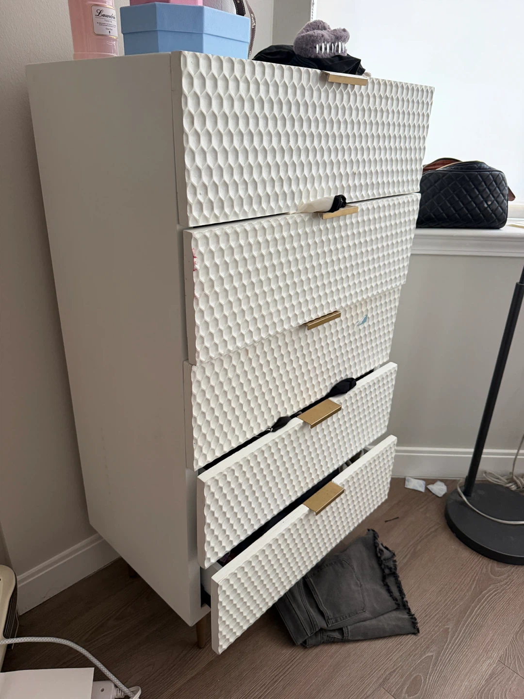 White 5 - Drawer Dresser