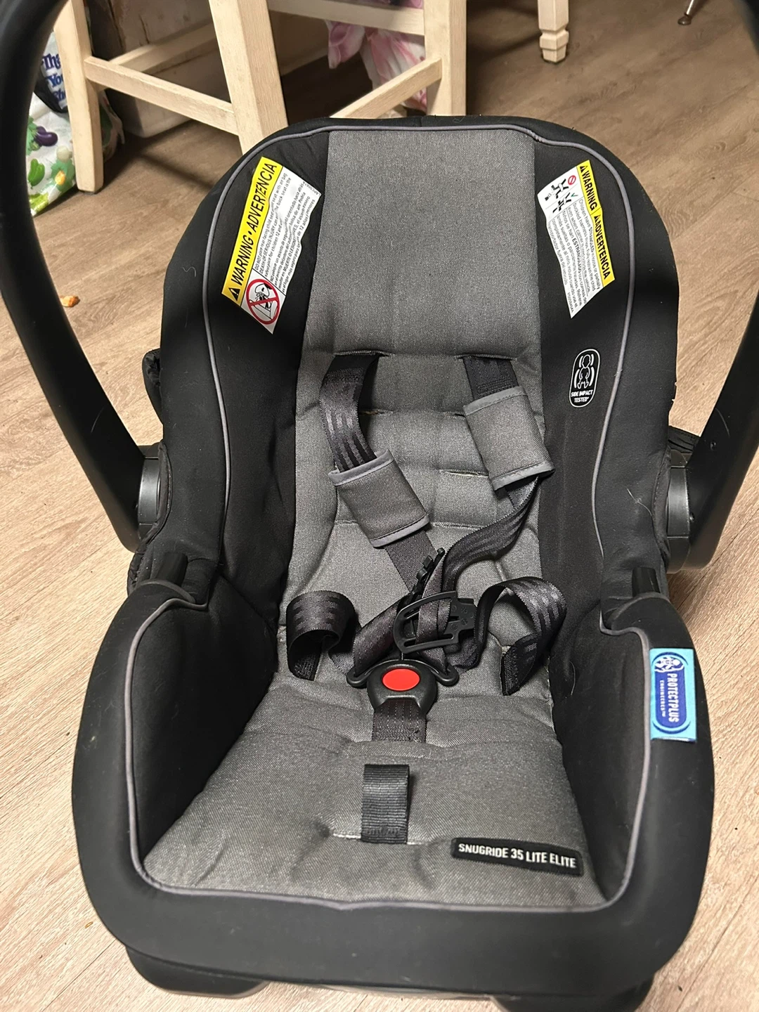 Graco SnugRide 35 Elite Infant Car Seat - photo 2