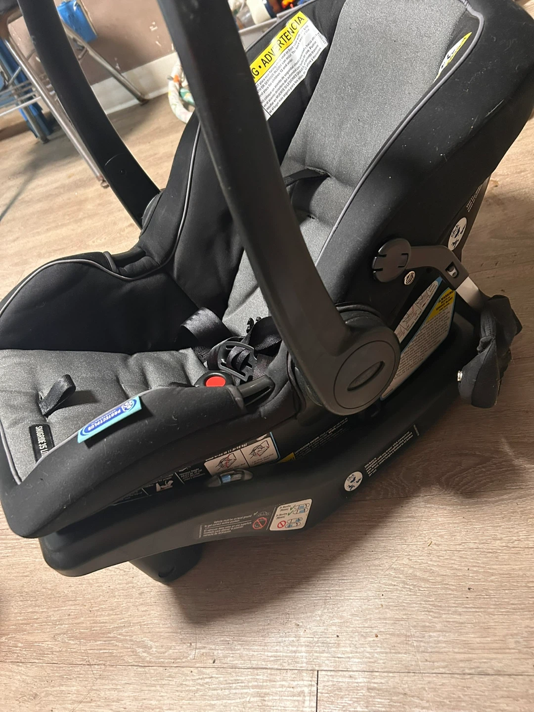 Graco SnugRide 35 Elite Infant Car Seat - photo 3