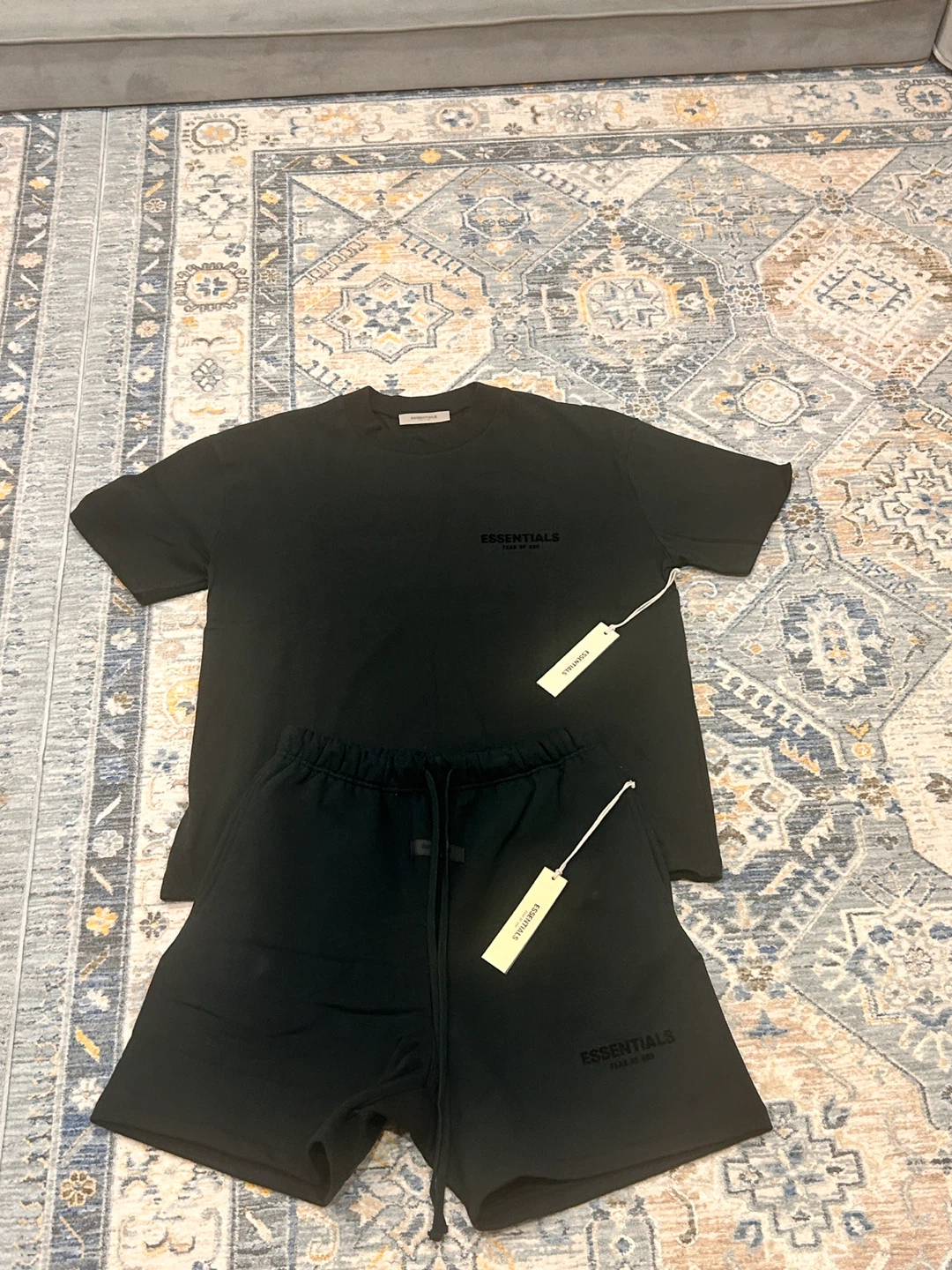 Essentials fear of god T-Shirt and Shorts