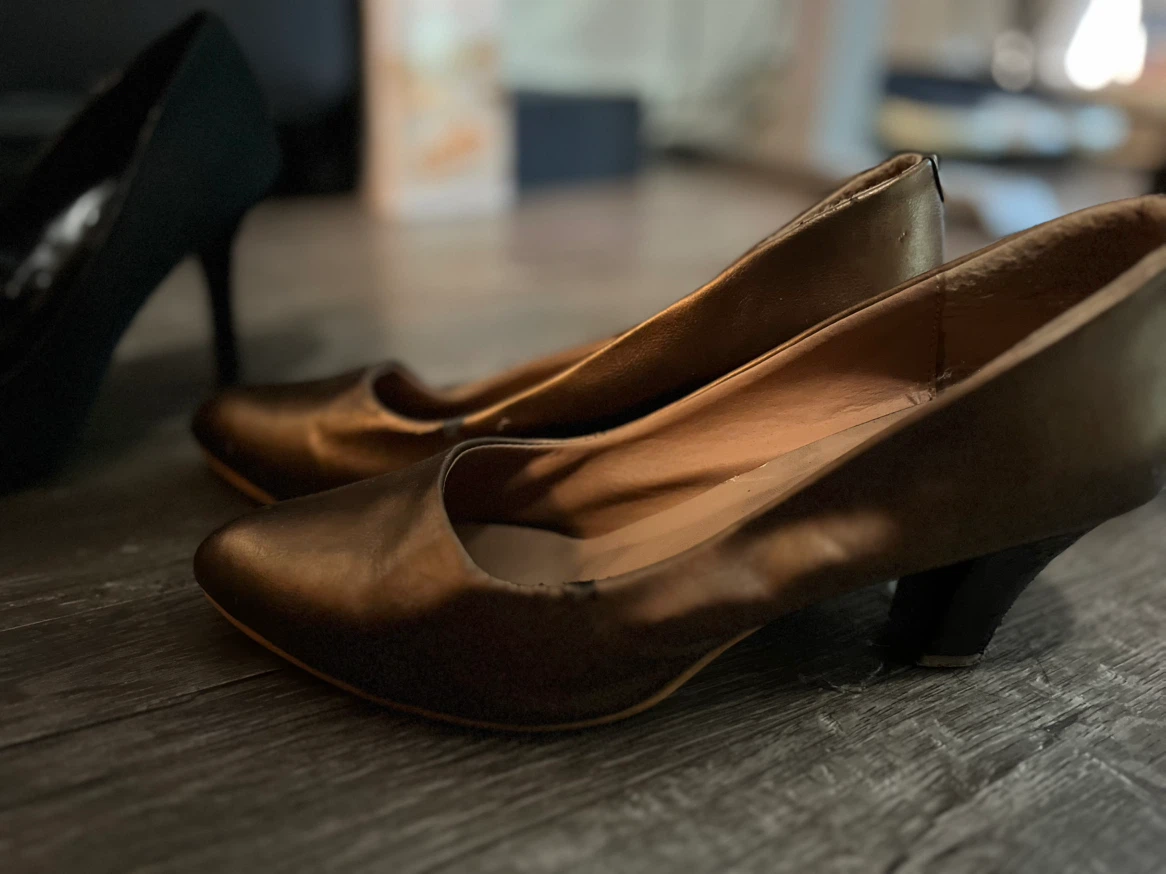 Women's Pointed-Toe Heels
