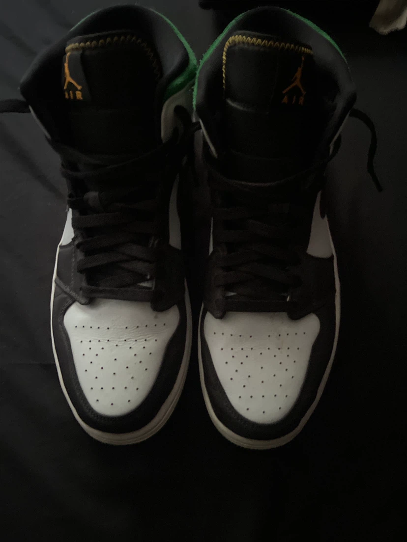 Air Jordan 1 Mid SE Oakland - photo 2