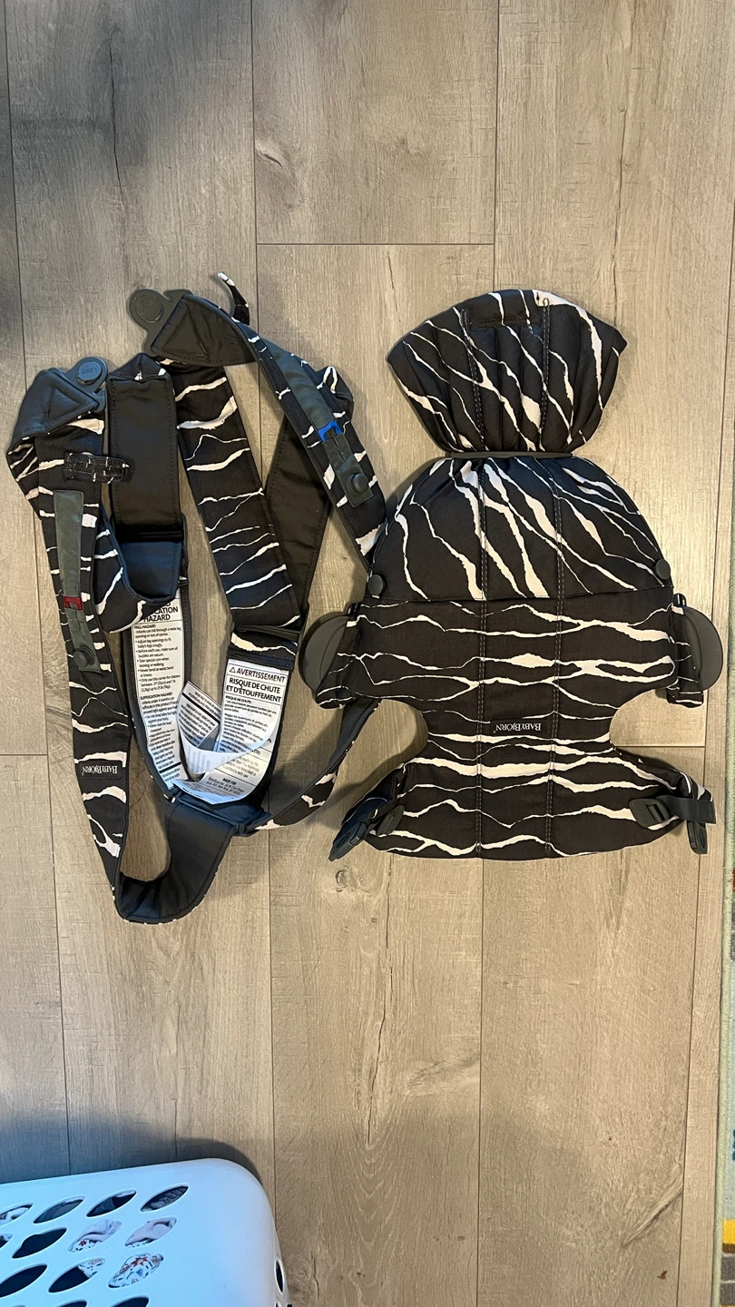 BABYBJÖRN Baby Carrier - Black & White Zebra Print - photo 4